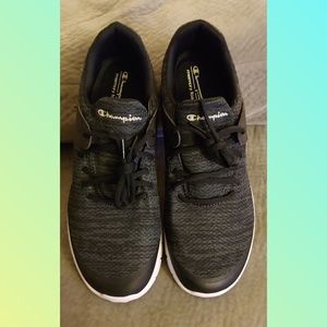 Women's Champion Sneakers with Memory Foam insole